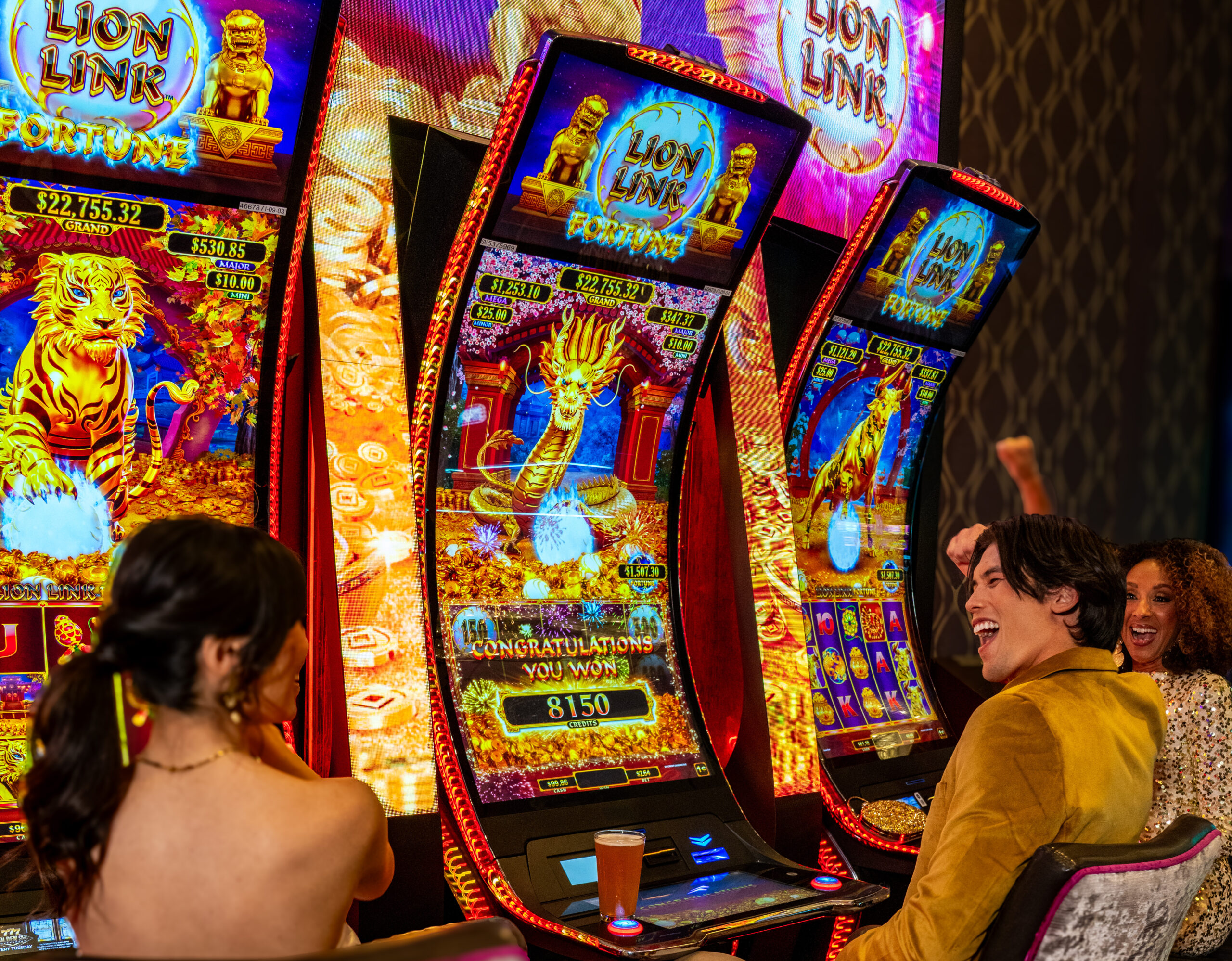 Guests playing Lion Link Fortune at Viejas Casino & Resort